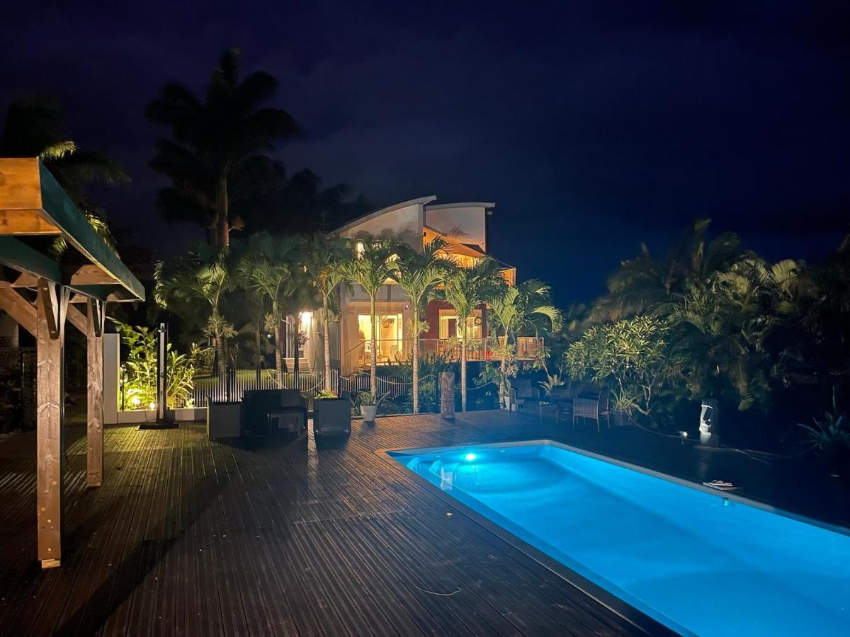 Grande Villa Au Calme - Vue Exceptionnelle - Climatisation - Piscine Sel Chauffee - Jardin Tropical Vincendo Екстериор снимка