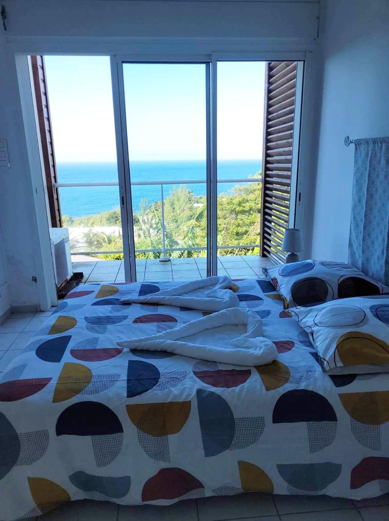 Grande Villa Au Calme - Vue Exceptionnelle - Climatisation - Piscine Sel Chauffee - Jardin Tropical Vincendo Екстериор снимка