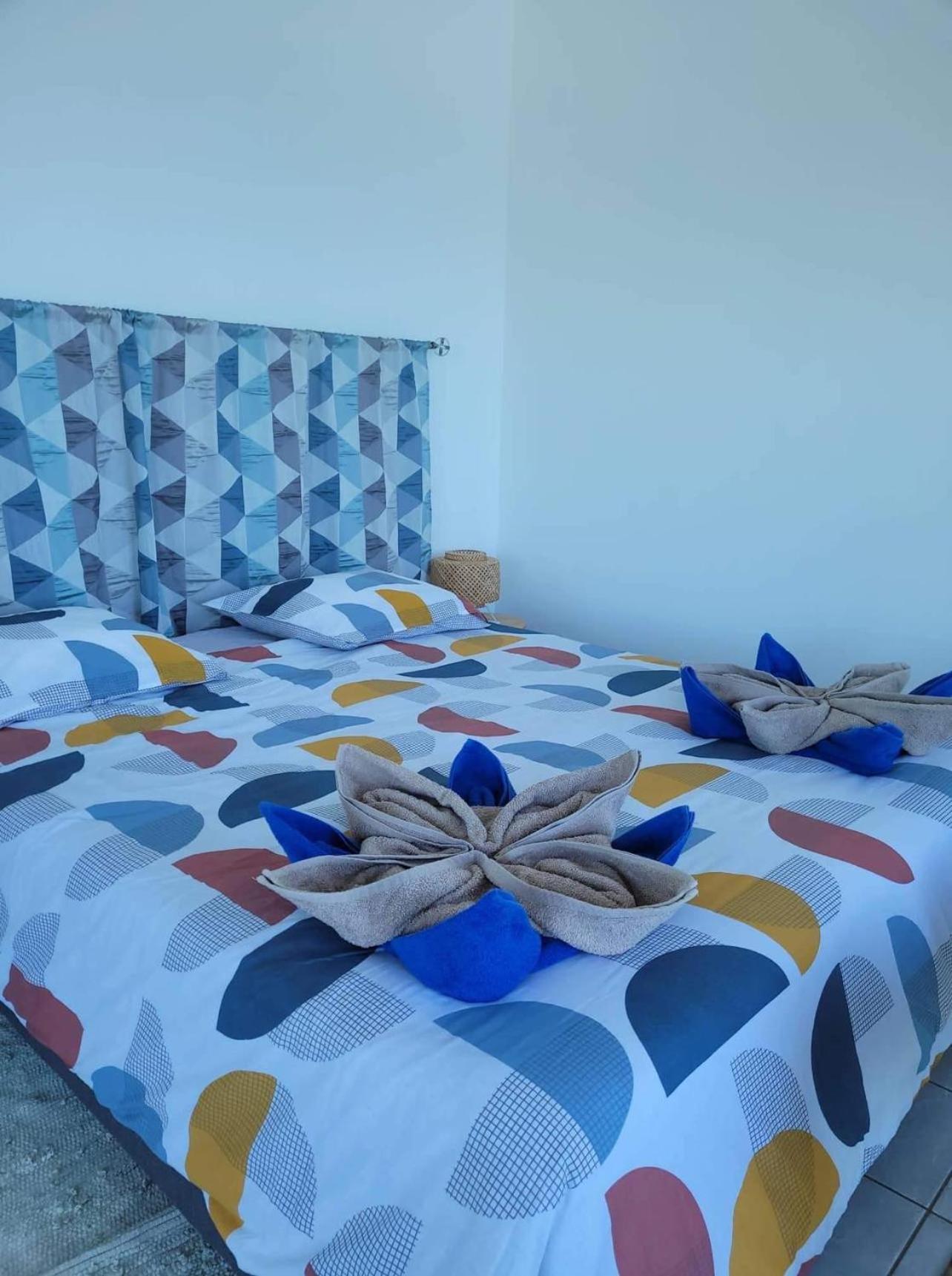 Grande Villa Au Calme - Vue Exceptionnelle - Climatisation - Piscine Sel Chauffee - Jardin Tropical Vincendo Екстериор снимка