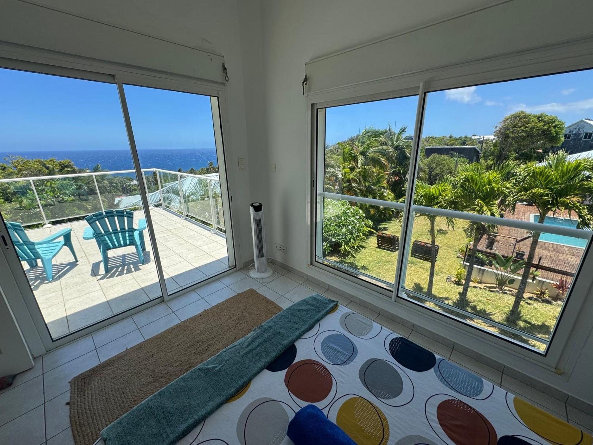 Grande Villa Au Calme - Vue Exceptionnelle - Climatisation - Piscine Sel Chauffee - Jardin Tropical Vincendo Екстериор снимка